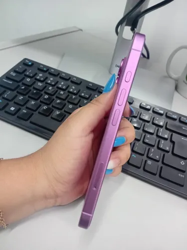 iPhone 16