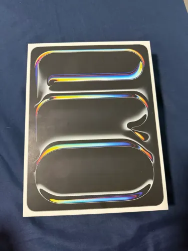 Ipad pro apple, tela 13,512gb chip m4, LACRADO