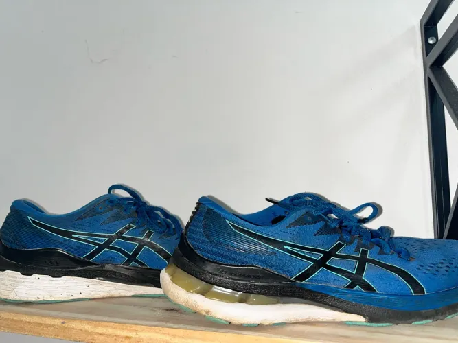 Tenis de corrida asics gel kayano 28