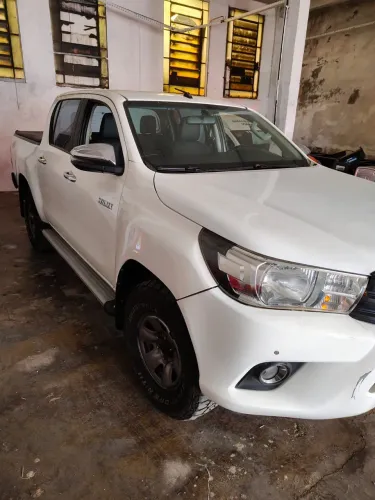 Toyota Hilux CS 4X4 2.8 TDI Diesel Mec. 2020