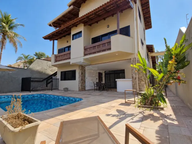 Casa sobrado de 463m² com 04 suítes à venda - Jardim Recreio