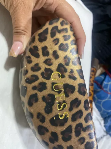 Estojo Porta Óculos Guess Original Animal Print Oncinha