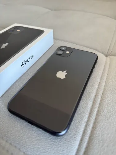 iPhone 11 64gb Todo original, nunca aberto