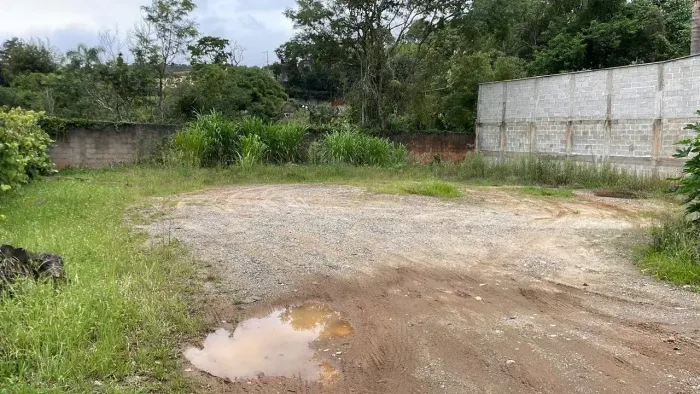 Lote à Venda no Bairro Vale das Flores - Santo Antônio do Pinhal SP