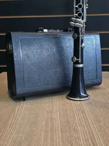 Clarinete Vito Kenosha #B61182 REVISADO