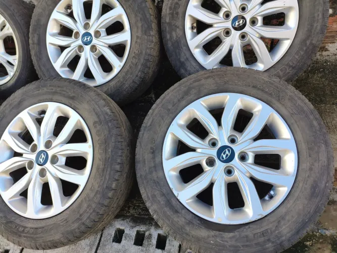 Vendo rodas 16 HIUNDAY CRETTA COM PNEUS MEIA VIDA BONS GOODYEAR 