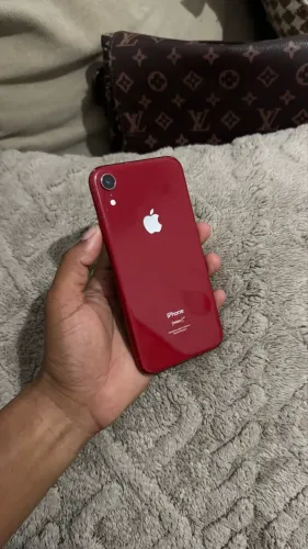 IPHONE XR 64GB