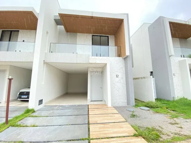Casa de Condomínio com 3 Quartos, Caçari - Boa Vista