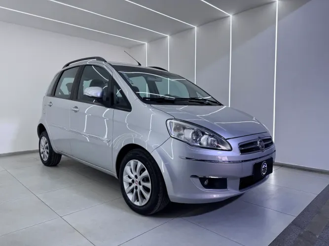 Fiat Idea Essence 1.6 Flex 16V 5P 2015