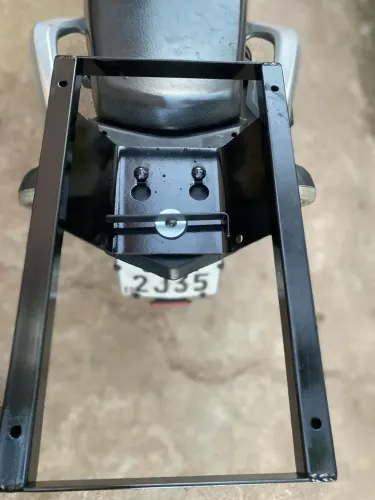 Suporte para baú de moto