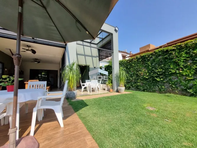 Casa em Condomínio à Venda em Campinas-SP, 4 Quartos, 2 Suítes, 3 Salas, 5 Banheiros, 4 Va