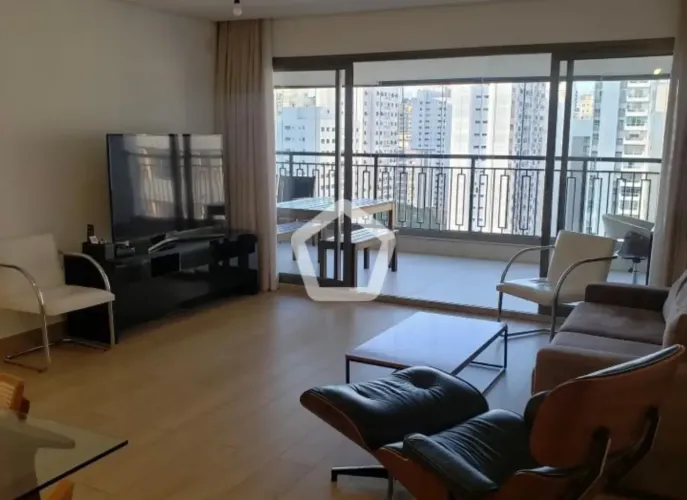 Apartamento em Moema