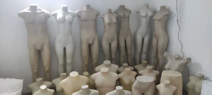 Manequins a venda