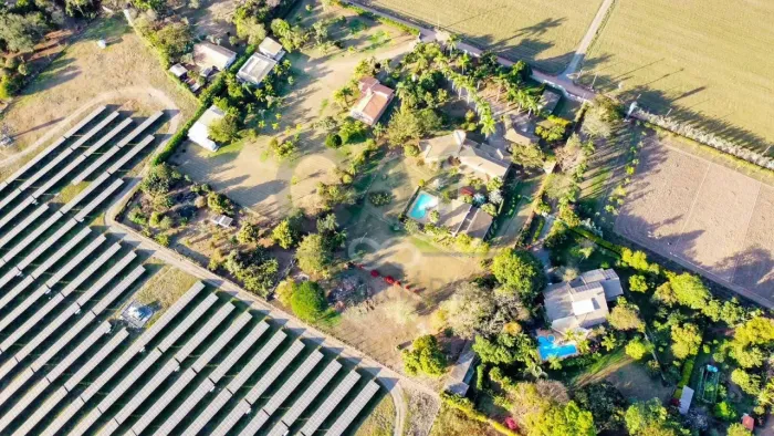 Chácara com 6 dormitórios à venda, 10008 m² por R$ 3.900.000,00 - Fundão - Holambra/SP