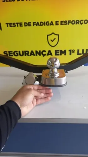 Engate de Reboque Pálio Uno Celta Gol Voyage Strada Ka Fiesta Onix Sandero Corsa Siena 