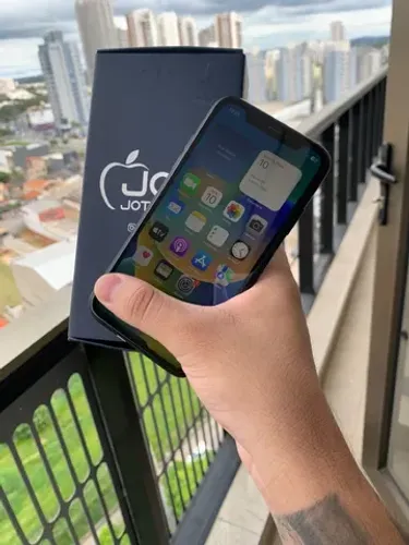 iPhone XR preto com garantia // levamos até sua casa 