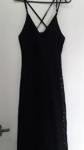 Vestido preto de renda tamanho M