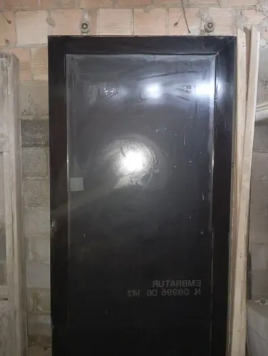 Portas de alumínio preto