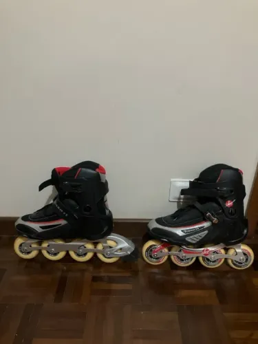Patins Traxart modelo Jet (Pouco uso) tamanho 40-41