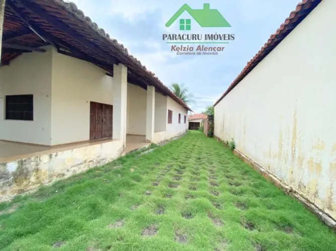 Vendo casa com 588m² no Centro de Paracuru.