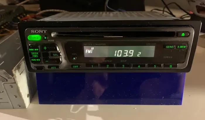 Toca CD Sony antigo anos 90 excelente estado conservação