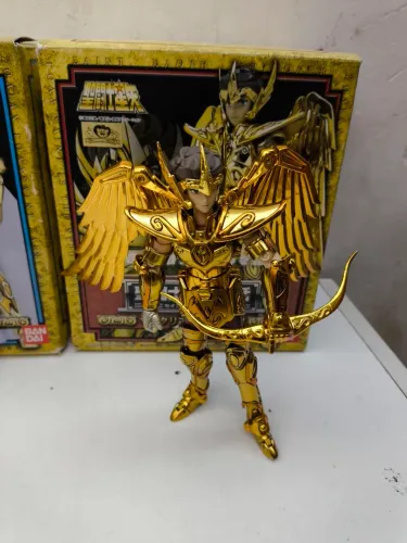 Cavaleiros do zodíaco sagitário original bandai. completo.