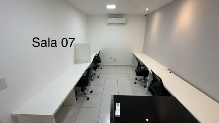 Sala comercial pronta pra trabalhar - Barro Vermelho - Tudo incluso!
