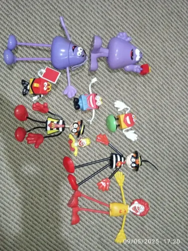 Bonecos Happy Meal McDonald's