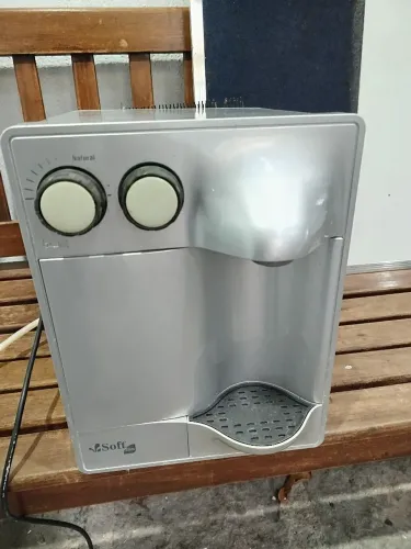 Bebedouro - Funcionando e Gelando