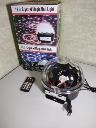 Bola Mágica de LED com Bluetooth e Controle Remoto