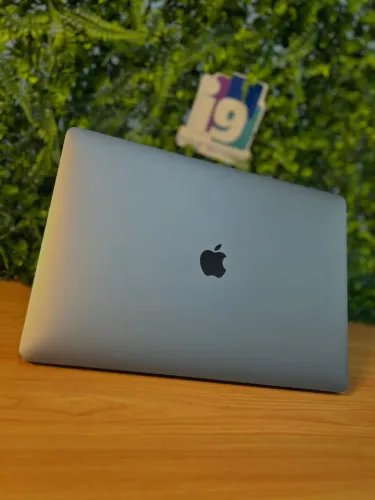 macbook pro 2016 16gb