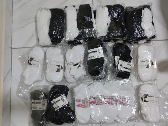 Kit com Meias Masculinas e Femininas