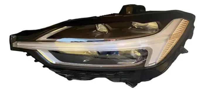 Farol Volvo Xc60 2019 Le Aec2171