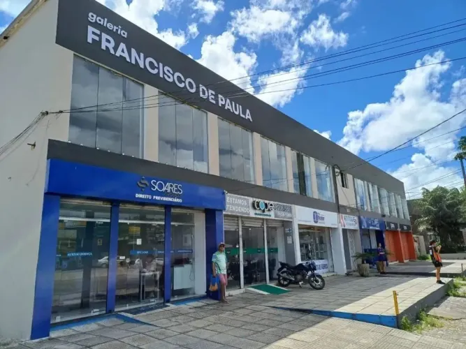 Galeria Francisco de Paula - TIMBI - SALAS PARA COMÉRCIO (AO LADO DA PREFEITURA) - AV. DR.