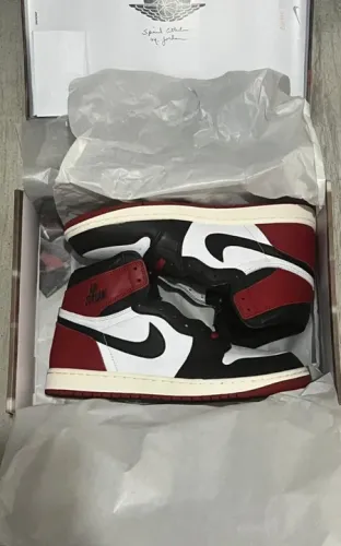 Tênis Air Jordan 1 High Black Toe Reimagined 43br