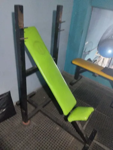 Aparelho musculação 