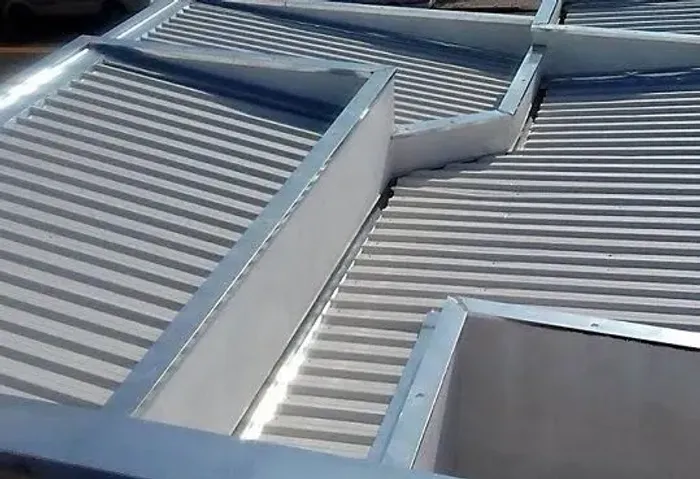 Calhas, Rufos e Pingadeiras sob medida! 