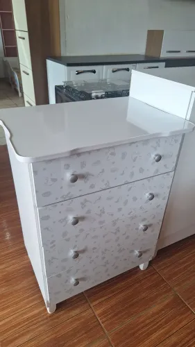 Cômoda infantil