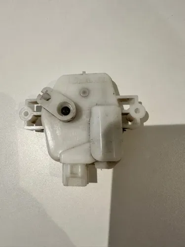 Motor Fechadura Eletrica Tampa Traseira Pajero TR4 02/12 MR380093