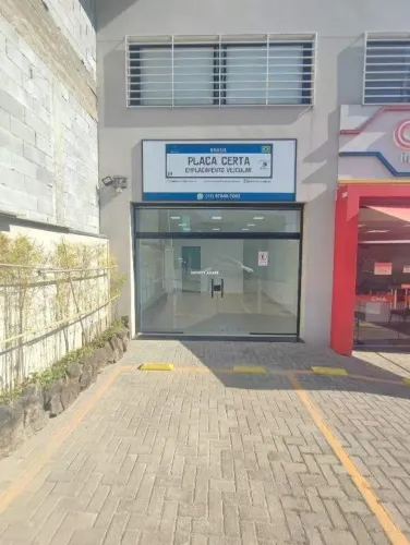 Salão Comercial c/ 50m², para aluguel no Centro na Bom Jesus dos Perdões por 2.000,00