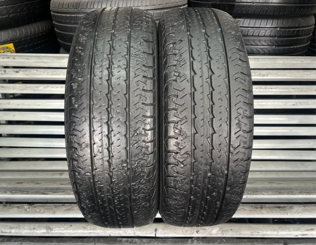 Par de Pneus 195/65R16C Pirelli Chrono Carga / Pneu 195/65/16C