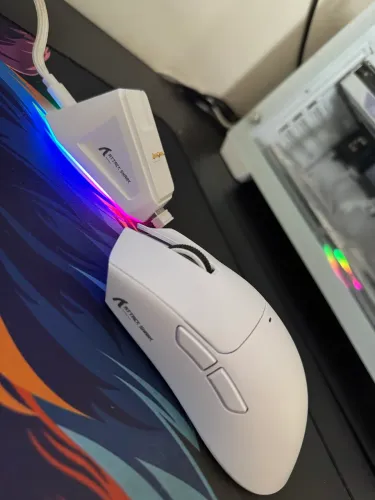 Mouse gamer sem fio, Attack Shark x11 com Dock de carregamento NOVO