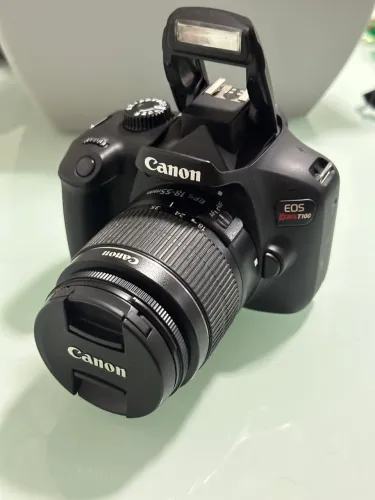 CAMERA EOS REBEL T100