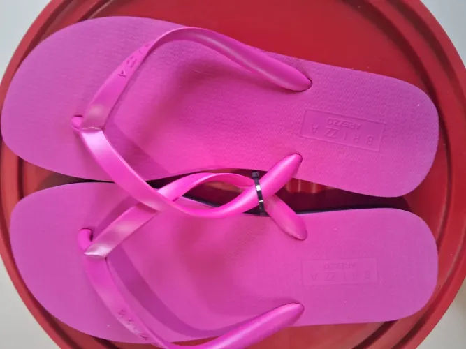 Chinelo Plataforma Rosa Elegante novo sem uso