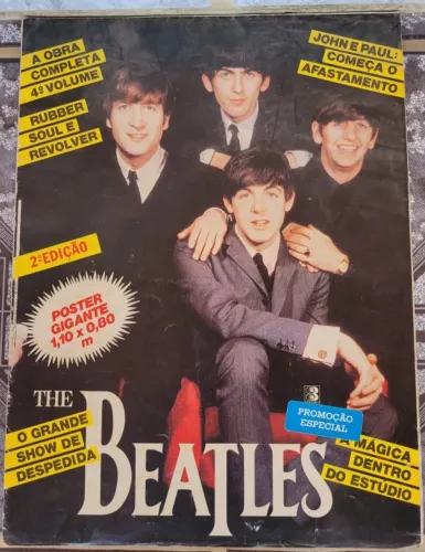 Lote 03 revista poster The Beatles - editora três