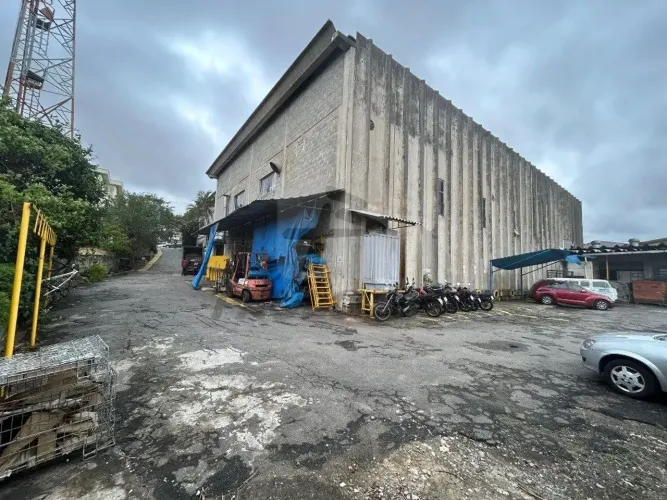 Galpão Industrial para vender no Bairro Vila Camilópolis em Santo André - SP
