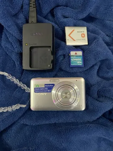 Kit Câmera Sony Cyber-shot + Acessórios