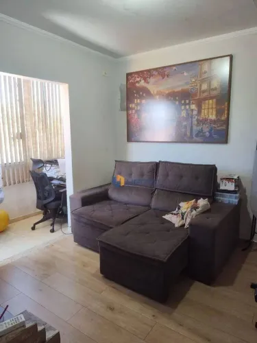 (Aceita troca) Sobrado com 5 quartos à venda, 203 m² por R$ 800.000 - Jardim Real - Maring