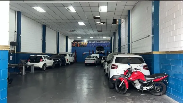 Galpão Comercial 450m2 com mesanino