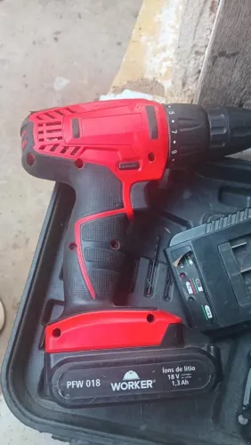 Furadeira/Parafusadeira Worker PFW 018 18V